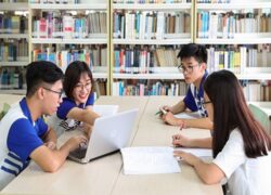 Học Trung cấp Thư viện thiết bị trường học