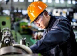 Quy Định Về Chứng Chỉ Nghề Cơ Khí | Học Viện EduPro